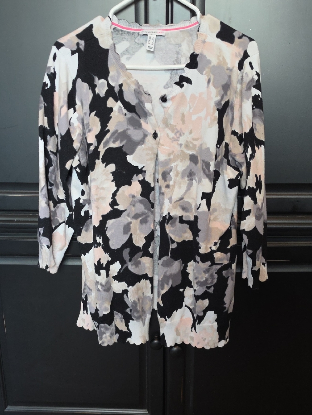 Isaac Mizrahi Light Gray & Pink Trim Sweater Top